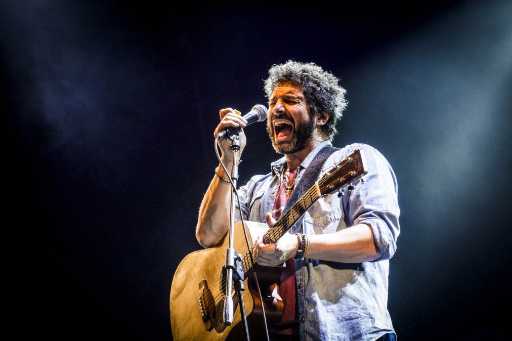 Iv&aacute;n Noble presenta su primer show ac&uacute;stico y virtual Hogar dulce hogar