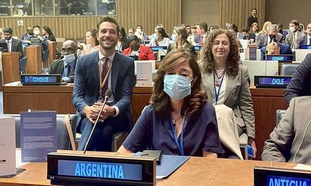 La Argentina vuelve a integrar el Comité de Derechos del Niño de las Naciones Unidas (ONU) luego de 17 años. La Argentina vuelve a integrar el Comité de Derechos del Niño de las Naciones Unidas (ONU) luego de 17 años.