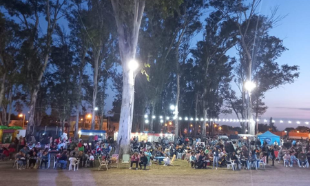 Vuelve la ExpoArte de Videla con show de Mario Pereyra y feria de emprendedores. Vuelve la ExpoArte de Videla con show de Mario Pereyra y feria de emprendedores.