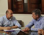 El gobernador Perotti y el intendente Jatón mantuvieron su primer reunión de trabajo. El gobernador Perotti y el intendente Jatón mantuvieron su primer reunión de trabajo.