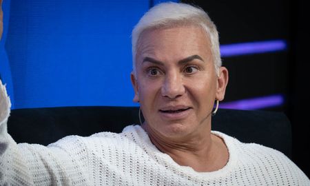 Flavio Mendoza, con una imagen renovada que acompaña su nueva etapa.