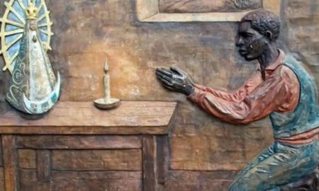 El Negro Manuel dedicó más de cinco décadas al cuidado de la Virgen de Luján y es una de las figuras más importantes de la historia religiosa argentina. El Negro Manuel dedicó más de cinco décadas al cuidado de la Virgen de Luján y es una de las figuras más importantes de la historia religiosa argentina.