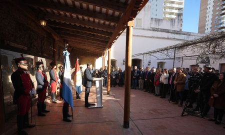 El gobernador Maximiliano Pullaro presidió el acto central en conmemoración del Brigadier Estanislao López. El gobernador Maximiliano Pullaro presidió el acto central en conmemoración del Brigadier Estanislao López.