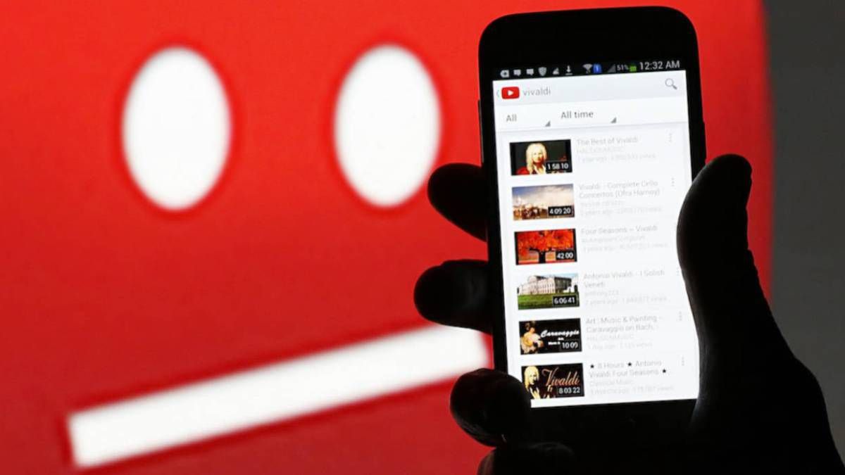 YouTube trabajó para combatir la desinformación contra el covid-19.