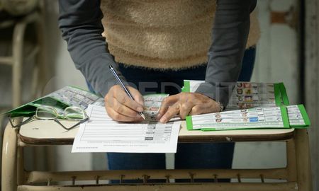 Si alguna persona se vio imposibilitada de ir a votar tiene 60 días para justificar su inasistencia. Si alguna persona se vio imposibilitada de ir a votar tiene 60 días para justificar su inasistencia.