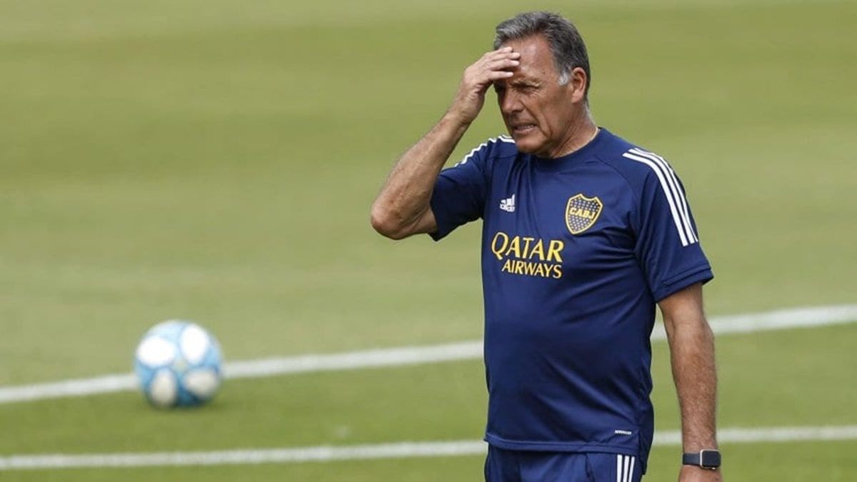 Miguel Ángel Russo no podrá contar con Nicolás Capaldo para visitar a Unión por la Copa de la Liga y tendrá que pensar variantes para ocupar el puesto de carrilero por derecha.
