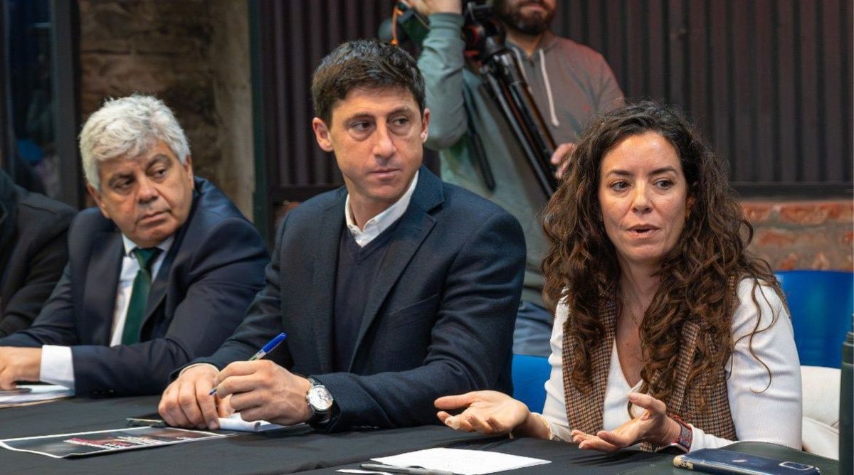Delencuentro participaron convencionales constituyentes electos