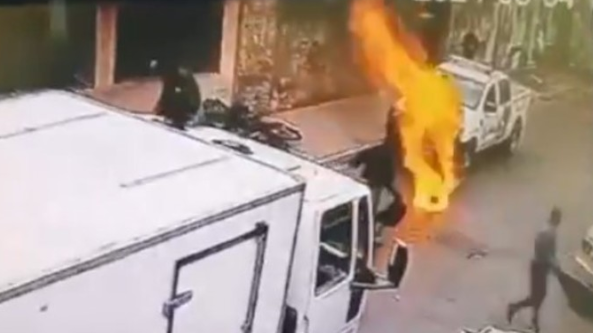 Un hombre se bañó en nafta y se prendió fuego a lo bonzo en la ciudad de Pergamino.