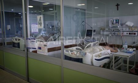 El fin de semana el hospital Cullen registró un aumento en la demanda y alcanzó los 70 pacientes covid. El fin de semana el hospital Cullen registró un aumento en la demanda y alcanzó los 70 pacientes covid.