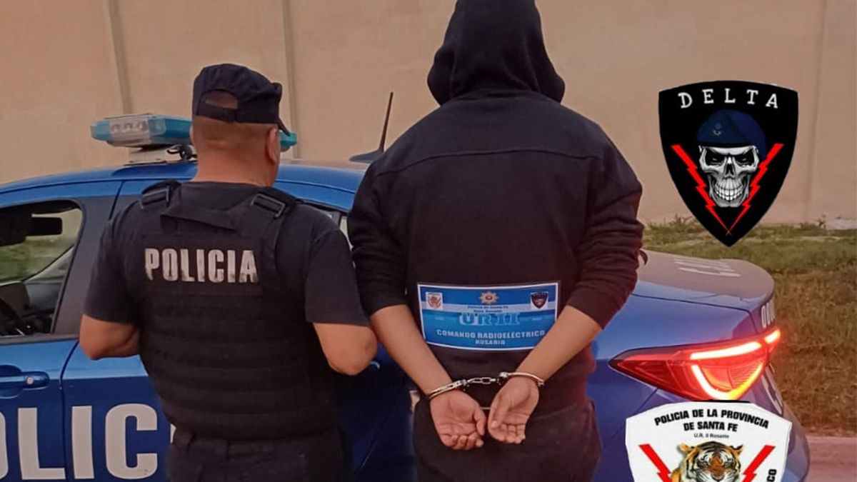 Según un vecino del lugar, durante el ataque se escucharon al menos 13 disparos y los atacantes venían siguiendo a la víctima hasta su llegada a la sede de la AIC. Según un vecino del lugar, durante el ataque se escucharon al menos 13 disparos y los atacantes venían siguiendo a la víctima hasta su llegada a la sede de la AIC.