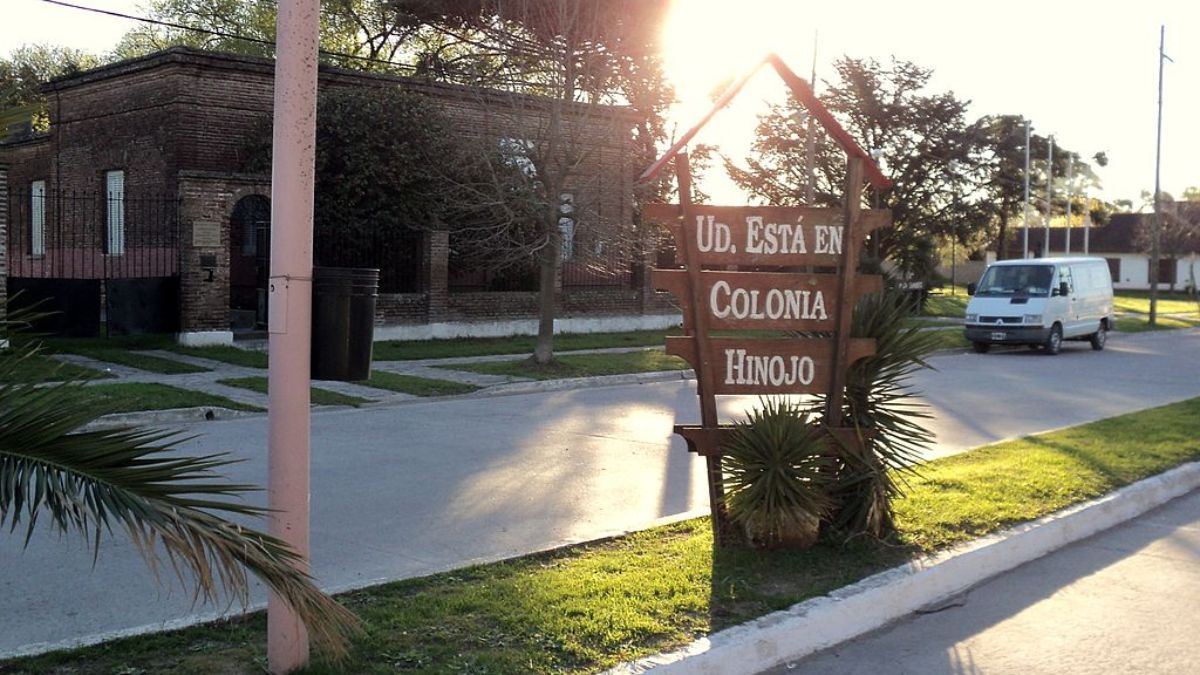 Colonia Hinojo es uno de esos destinos que sorprenden por su encanto europeo y su calma. Colonia Hinojo es uno de esos destinos que sorprenden por su encanto europeo y su calma.