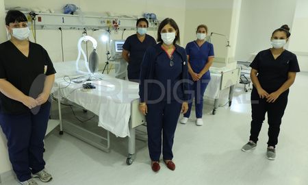 El equipo de profesionales del Cemafe en el hospital de día que se transformó en una terapia intensiva de 24 horas. El equipo de profesionales del Cemafe en el hospital de día que se transformó en una terapia intensiva de 24 horas.