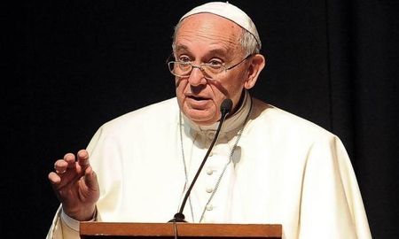 el papa insta a no convertir las redes sociales en ?un lugar de alienacion? el papa insta a no convertir las redes sociales en ?un lugar de alienacion?