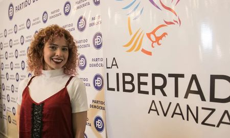 En medio de una crisis interna, La Libertad Avanza concretará este martes en una reunión de bloque la expulsión de la diputada nacional Lourdes Arrieta. En medio de una crisis interna, La Libertad Avanza concretará este martes en una reunión de bloque la expulsión de la diputada nacional Lourdes Arrieta.