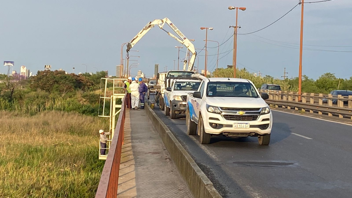 Los trabajos en el aliviador se extenderán hasta las 11 de la mañana.