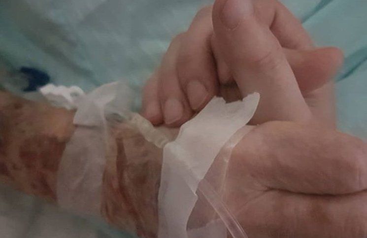 Guido Süller recordó a su madre con dolor