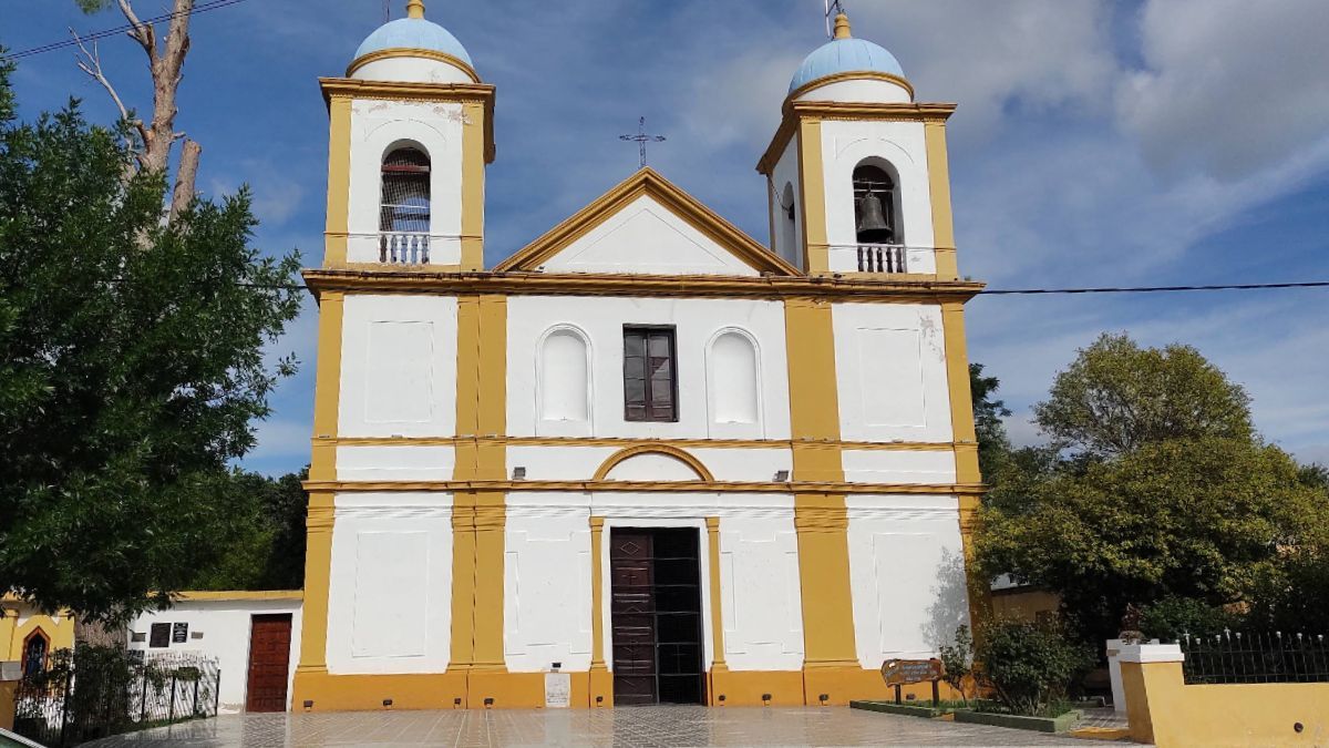 El mercado de artesanías y la iglesia Inmaculada Concepción de María son parte del recorrido cultural y arquitectónico de San Carlos Minas. El mercado de artesanías y la iglesia Inmaculada Concepción de María son parte del recorrido cultural y arquitectónico de San Carlos Minas.