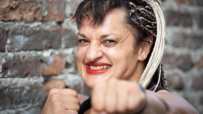Locomotora Oliveras, la luchadora incansable que, ahora, pelea por el título de su vida