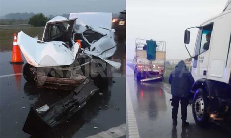 Un automovilista murió al chocar con dos camiones a la altura de Villa Gobernador Gálvez Un automovilista murió al chocar con dos camiones a la altura de Villa Gobernador Gálvez