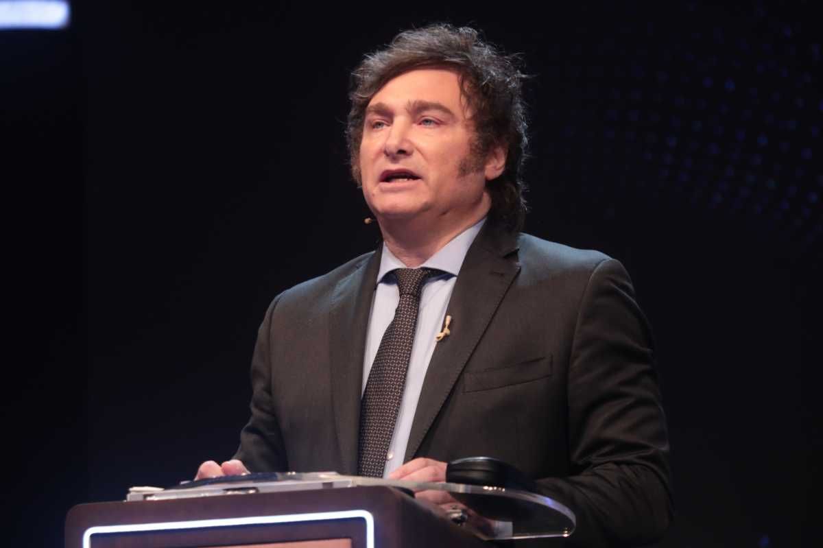Javier Milei durante el debate presidencial 2023.
