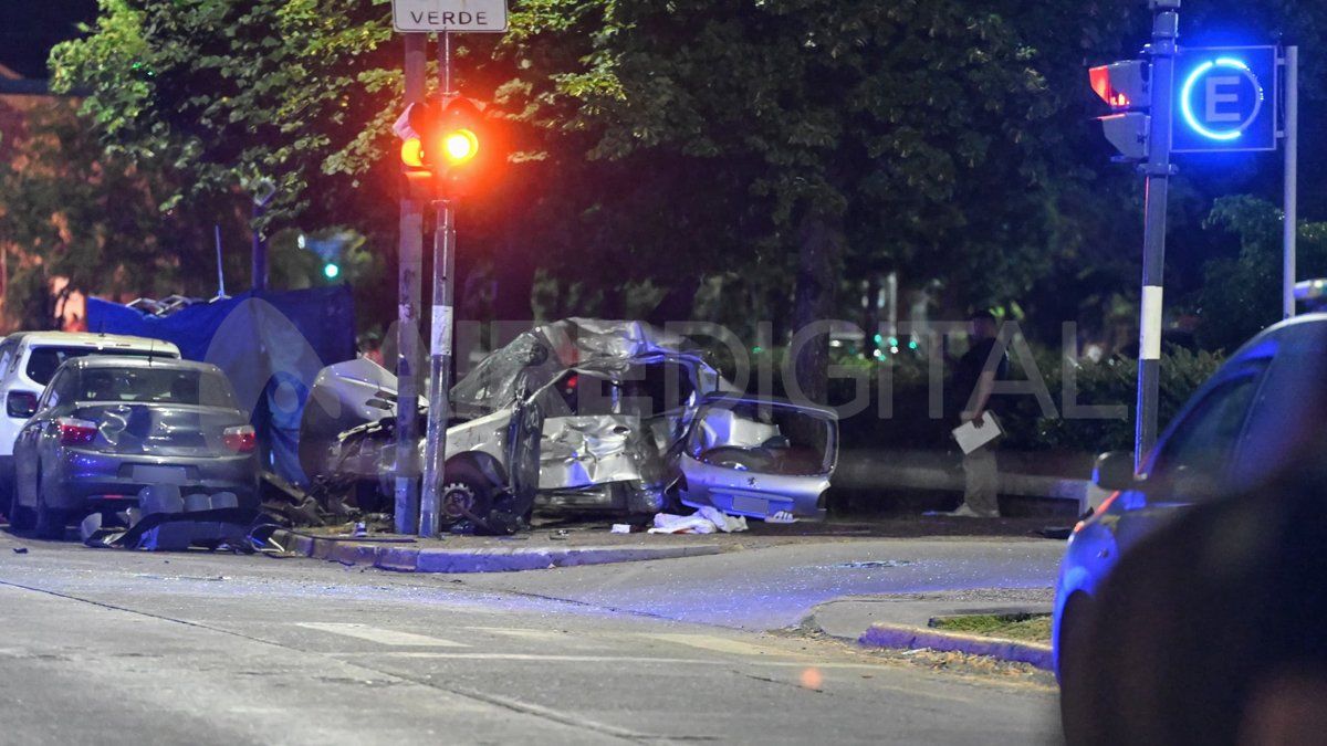 El conductor que mató a una madre y su hija en Rosario iba al doble de la velocidad permitida