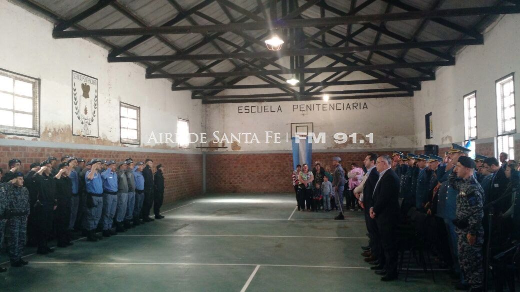 Pullaro reconoció a los efectivos que trasladaron al Pollo Bassi