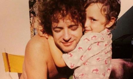 El hijo de Gustavo Cerati actualmente tiene 29 años y sigue los pasos de su padre. El hijo de Gustavo Cerati actualmente tiene 29 años y sigue los pasos de su padre.