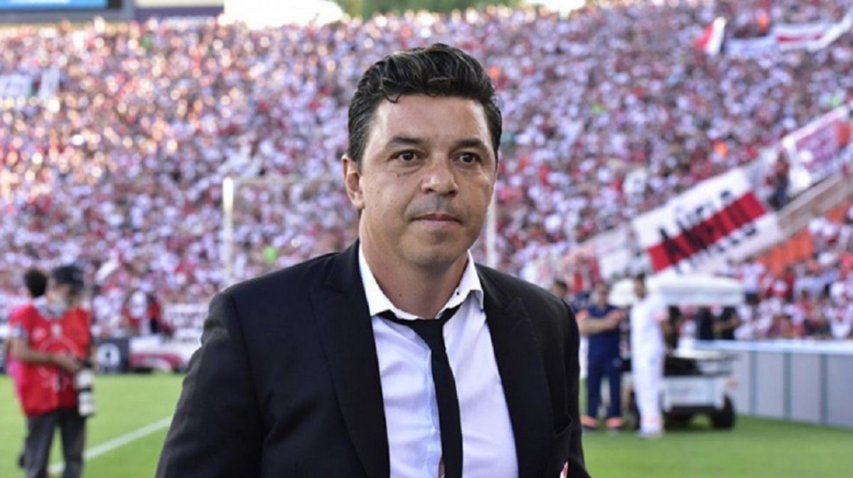 Gallardo con anginas, no viaja a Ecuador para el debut de River