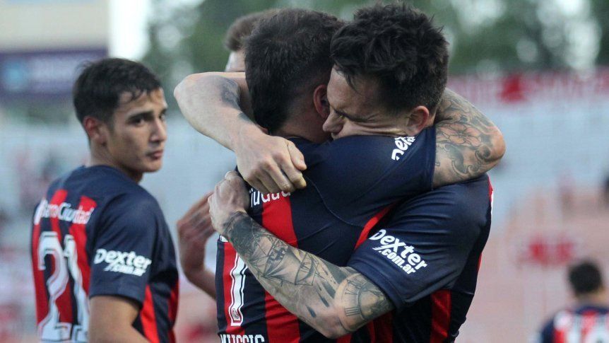 Banfield y San Lorenzo abren el domingo