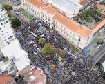 La universidad pública argentina se manifiesta este martes para pedir por el cumplimiento de la ley de financiamiento. La universidad pública argentina se manifiesta este martes para pedir por el cumplimiento de la ley de financiamiento.