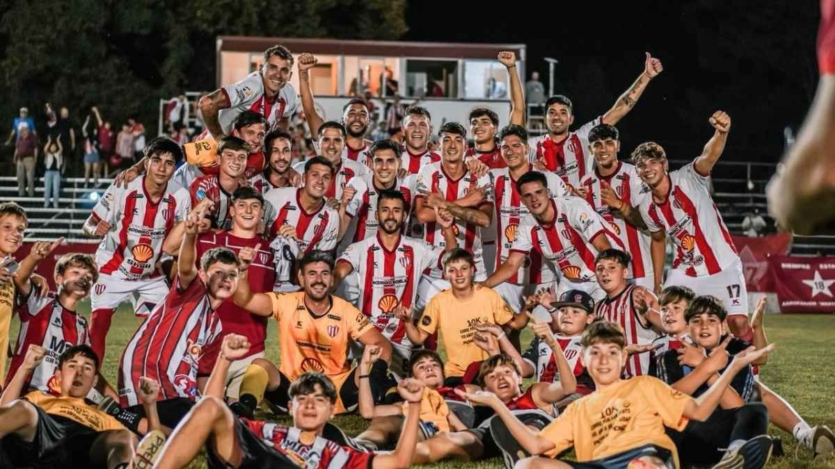 Col&oacute;n de San Justo ir&aacute; por la estrella 18 de su historia ante Uni&oacute;n. Foto: Col&oacute;n and Roll.