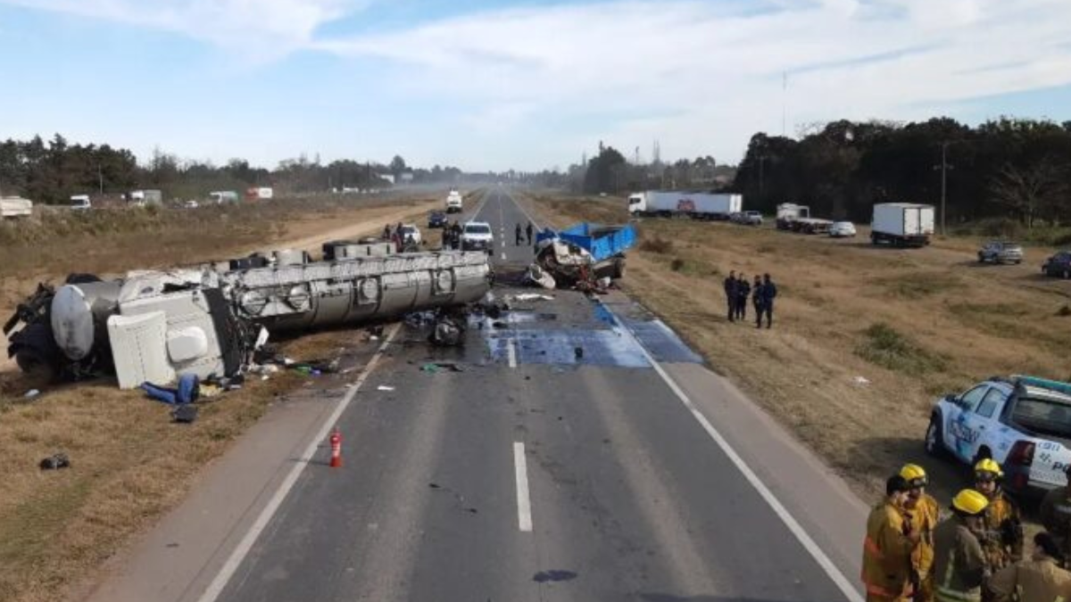 Accidente fatal en Ruta Nacional N.° 5 a la altura de Mercedes.