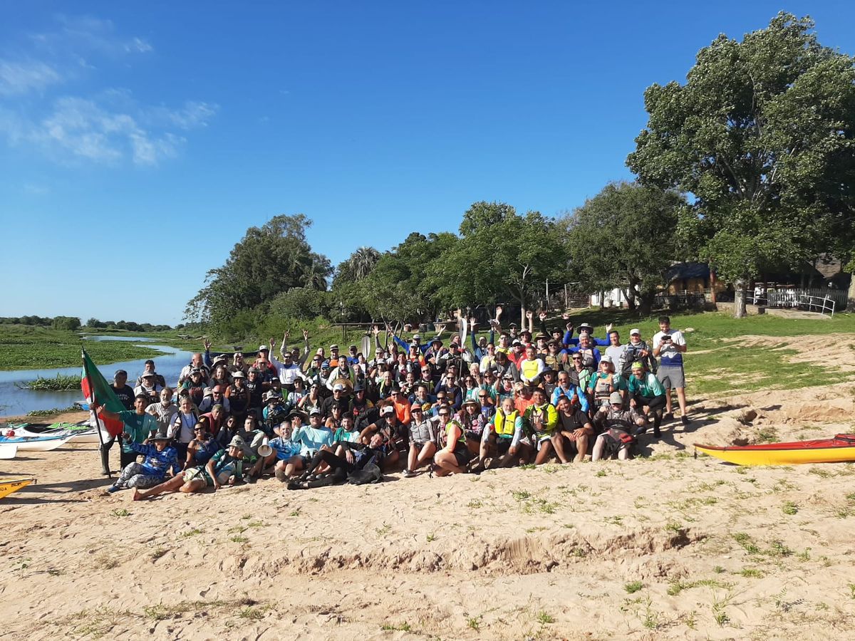 Los participantes de la travesía Cayastá-Santa Fe.