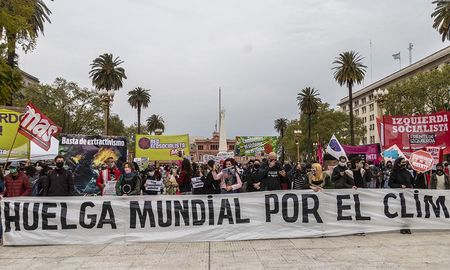 El 25 de septiembre de 2020, en numerosas ciudades de Argentina hubo movilizaciones en el marco de la Huelga Mundial por el clima. El 25 de septiembre de 2020, en numerosas ciudades de Argentina hubo movilizaciones en el marco de la Huelga Mundial por el clima.