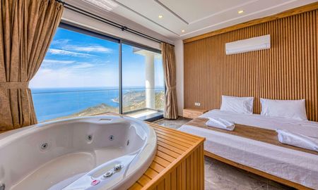 Una mujer quiso activar el jacuzzi de un hotel en España y terminó electrocutada. (Foto Ilustrativa). Una mujer quiso activar el jacuzzi de un hotel en España y terminó electrocutada. (Foto Ilustrativa).