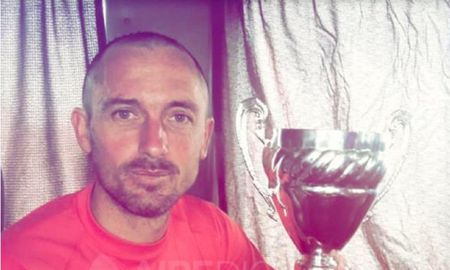 Martín Minella dirigió a la categoría 2003 de las inferiores de Colón, cuando en 2018 logró el campeonato de AFA. Martín Minella dirigió a la categoría 2003 de las inferiores de Colón, cuando en 2018 logró el campeonato de AFA.