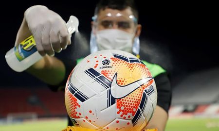 Este martes por la mañana ya se registran casi 80 casos de coronavirus en el fútbol argentino. Este martes por la mañana ya se registran casi 80 casos de coronavirus en el fútbol argentino.