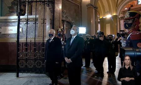 Fernández pidió más unidad que nunca y destacó que primero está la gente. Fernández pidió más unidad que nunca y destacó que primero está la gente.