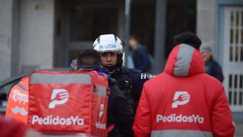 Le partieron la mandíbula con un caño de gas a un delivery para robarle la bici y sus compañeros piden más seguridad