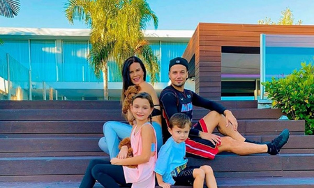 La modelo, Natalie Weber, habló en sus redes sociales sobre las posibilidades de agrandar la familia con su marido, Mauro Zárate. La modelo, Natalie Weber, habló en sus redes sociales sobre las posibilidades de agrandar la familia con su marido, Mauro Zárate.