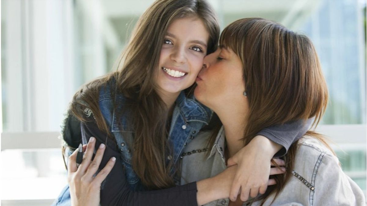 Cómo detectar si tu hijo adolescente está en riesgo: señales y alertas