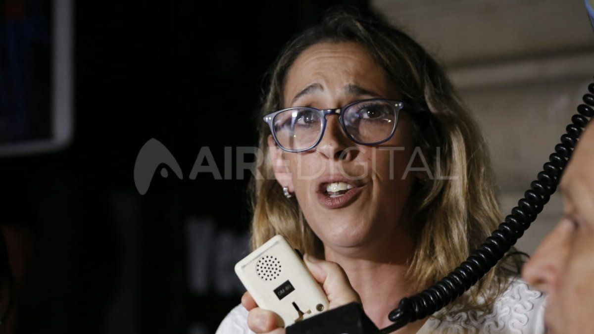 En medio de la escalada de violencia, Santa Fe se manifestó en la Plaza 25 de Mayo 