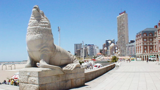 Los lobos marinos de Mar del Plata fueron creados a mediados de la década del cuarenta.