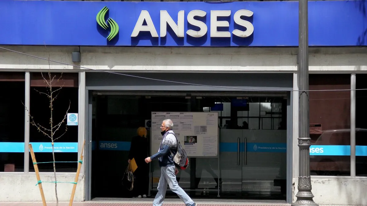 Además de este bono extra, millones de beneficiarios de Anses cobran este mes haberes con aumento.