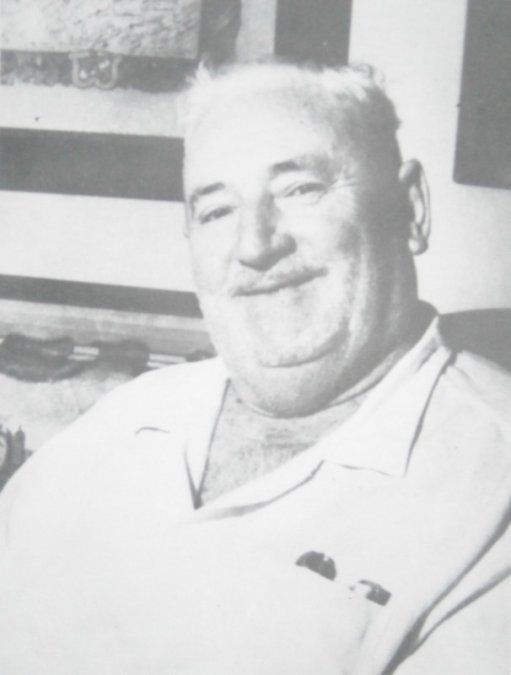 Además de sus formidables logros deportivos, Candioti obtuvo cuatro títulos: el de Farmacéutico, como egresado de la UNL; los de profesor de Química y de Educación Física, y el de Perito Químico. Asimismo, fue socio fundador del Club Náutico El Quillá, e integró las comisiones directivas de Kimberley y de Velocidad y Resistencia, club este último del que fue presidente durante casi tres décadas. La foto es de 1965, cuando tenía 72 años.