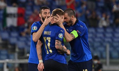 Los cuartos de final de la Eurocopa comienzan este viernes con los duelos entre Bélgica e Italia y Suiza ante España. Los cuartos de final de la Eurocopa comienzan este viernes con los duelos entre Bélgica e Italia y Suiza ante España.