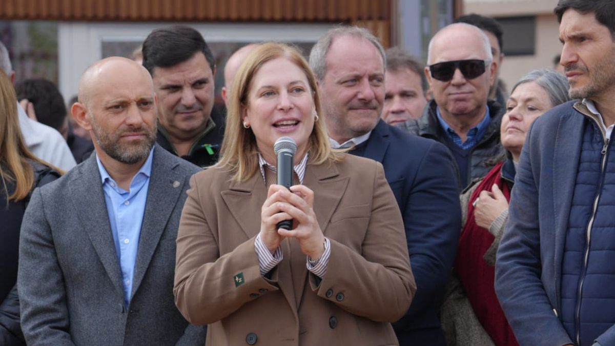 Gisela Scaglia participó de la inauguración del stand de Santa Fe en la Agroactiva 2025.