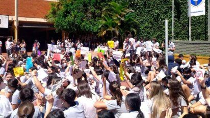 Revelan aberrantes chats que dan cuenta de abusos en una escuela de Misiones&nbsp;