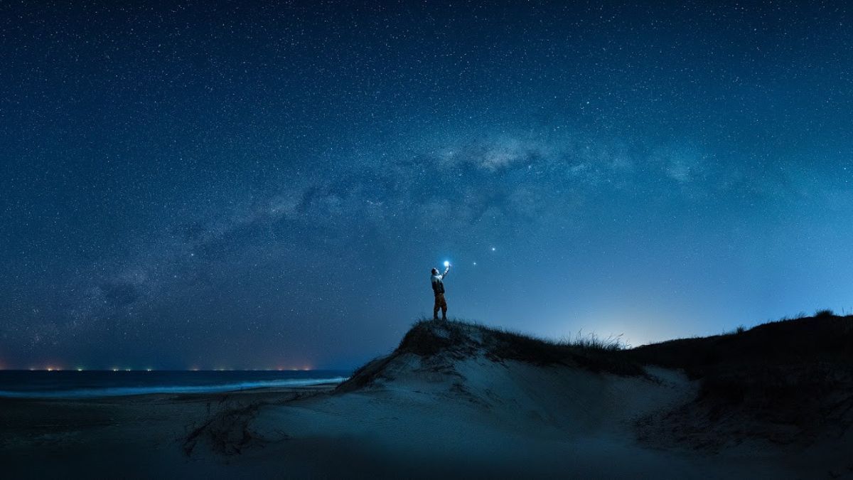 Una de las prioncipales actividades que se le recomienda al turista realizar es realizar paseos nocturnos y observar las estrellas, ya que en Cabo Polinia la contaminación lumínica es nula. Una de las prioncipales actividades que se le recomienda al turista realizar es realizar paseos nocturnos y observar las estrellas, ya que en Cabo Polinia la contaminación lumínica es nula.