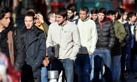 por la crisis cambiaria se perdieron 17.000 empleos por la crisis cambiaria se perdieron 17.000 empleos